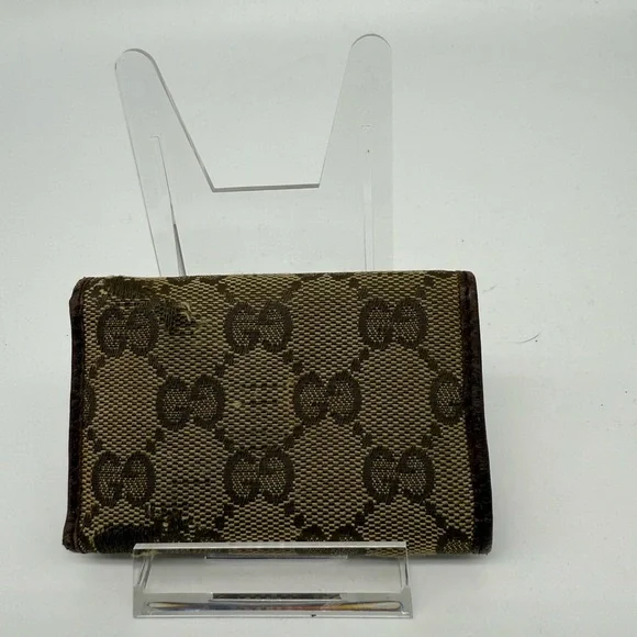 Gucci Monogram 6 Key Holder - Picture 3 of 8